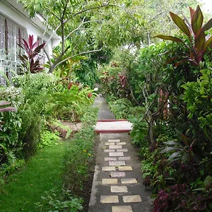 15 Min From The Airport In Jamaica , Kingston Jamaïque